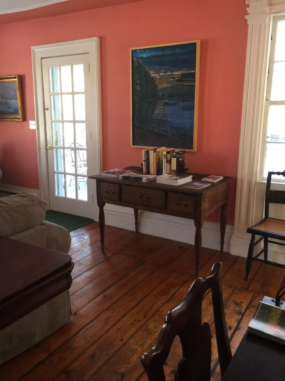 Eddington House Inn North Bennington Bagian luar foto