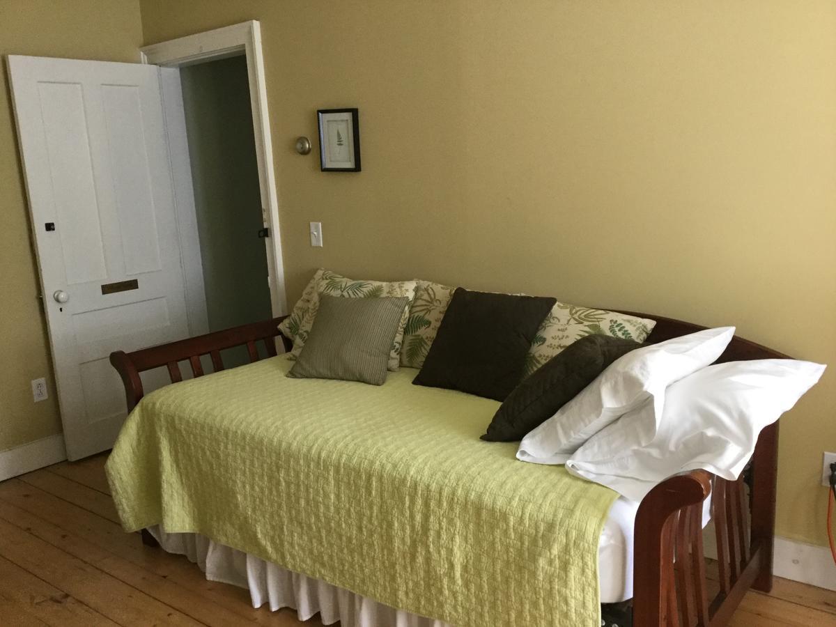 Eddington House Inn North Bennington Bagian luar foto